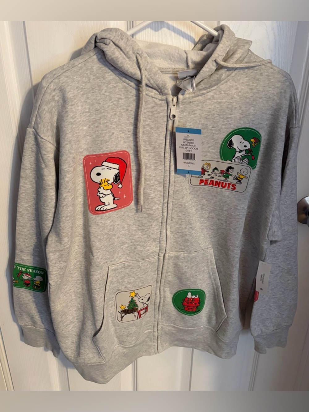 Snoopy Embroidered Zip Up Hoodie, Women’s Size Large NWT
